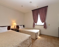 Business Hotel Central (Mobara, Japan)