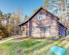 Entire House / Apartment Inviting Dog-friendly Cabin With Sauna, Skiing, Firepit, & Washer/dryer (Williston, USA)