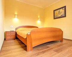 Toàn bộ căn nhà/căn hộ Vacation Home Dante In Opatija/kastav - 6 Persons, 3 Bedrooms (Viškovo, Croatia)