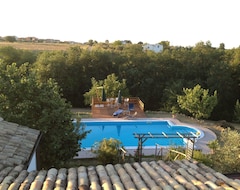 Toàn bộ căn nhà/căn hộ Country House With Swimming Pool Surrounded By An Orchard (San Vito Chietino, Ý)
