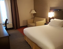 Khách sạn Holiday Inn Express Hotel & Suites Barrie, An Ihg Hotel (Barrie, Canada)