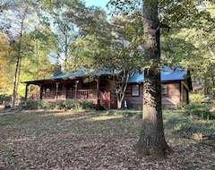 Toàn bộ căn nhà/căn hộ Cabin In The Woods Near Knoxville (Lenoir City, Hoa Kỳ)