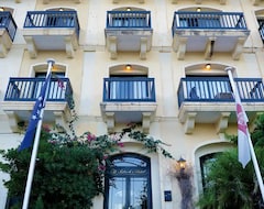 Saint Patricks Hotel (Xlendi, Malta)