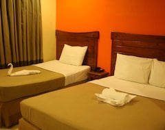 Khách sạn Hotel Candon (Candon City, Philippines)