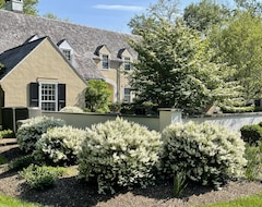 Toàn bộ căn nhà/căn hộ Architectural Beauty In Princeton Is The Perfect Home For A Family Retreat (Princeton, Hoa Kỳ)