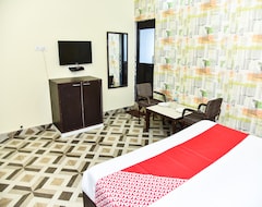 Khách sạn OYO 24840 Hotel Ashiana Farm (Rohtak, Ấn Độ)