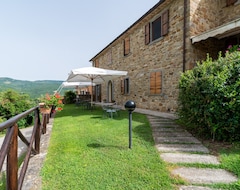 Hotel Ægte Farm på grænsen mellem Umbrien og Toscana / Hospitality, mad, kunst (Lisciano Niccone, Italien)