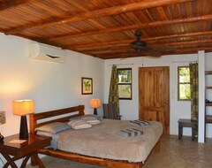 Otel Lodge Margouillat (Playa Tambor, Kosta Rika)