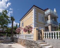 Toàn bộ căn nhà/căn hộ Apartments Villa Anna (89281-a1) - Icici (Lokvičići, Croatia)