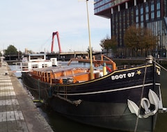 Tüm Ev/Apart Daire Boat Hotel Seven, 4 Person Apartment Rotterdam City Center (Roterdam, Hollanda)