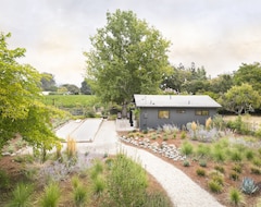 Hotelli Modern Sonoma Farmhouse On Vineyard W Deck + Bocce Court (Sonoma, Amerikan Yhdysvallat)