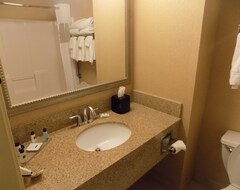 فندق Country Inn & Suites by Radisson, Evansville, IN (إيفانزفيل, الولايات المتحدة الأمريكية)