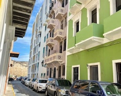 Koko talo/asunto Historic 1895 Pent House Apartment With Amaizin Ocean Views (San Juan, Puerto Rico)