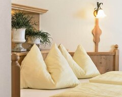 Double Room With Shower, Wc Bernkogelblick - Untermüllnergut, Country Hotel (Dorfgastein, Avusturya)