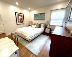 Toàn bộ căn nhà/căn hộ Preferred Listing! Serene, Cozy, Immaculately Renovated 2 Bedroom Home. (Pasadena, Hoa Kỳ)