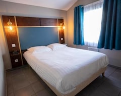 Hotel Residence Les Pins Galants (Tournefeuille, France)