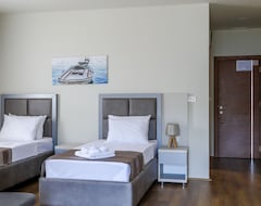 Hotelli garni hotel Olimpija Plus (Herceg Novi, Montenegro)