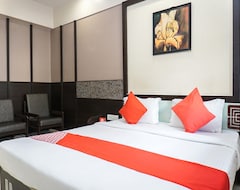 Hotel OYO 23693 Savedi (Ahmednagar, Indija)