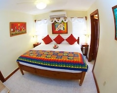 Huoneistohotelli The Palms Oceanfront Suites (San Pedro, Belize)