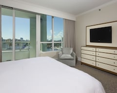 Hotelli Fontainbleau Hotel Corner One Bedroom Suite Free Spa Passes And Valet (Miami Beach, Amerikan Yhdysvallat)