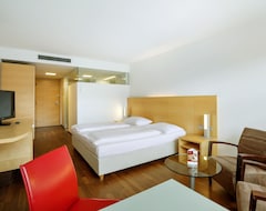 Khách sạn Double Room With Bath, Wc - Austria Trend Hotel Congress Innsbruck (Innsbruck, Áo)