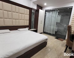 Khách sạn Hotel Aroma (Kurukshetra, Ấn Độ)