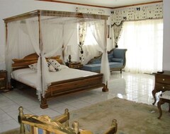 Khách sạn Paradise L Horizon (Ocho Rios, Jamaica)