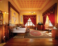 Hotel Welcome Heritage Ferrnhills Royaal Palace (Ooty, Indija)