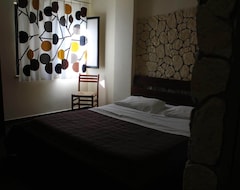 Khách sạn Hotel 106 (Sellia Marina, Ý)