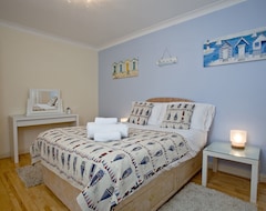 Tüm Ev/Apart Daire 3 Bedroom Accommodation In Torquay (Torquay, Birleşik Krallık)