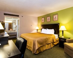 Khách sạn Quality Inn And Suites Moline (Moline, Hoa Kỳ)