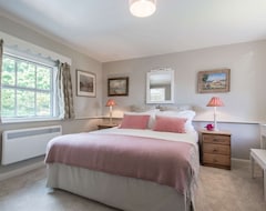 Toàn bộ căn nhà/căn hộ Orchard Cottage, Didmarton - Sleeps 2 Guests In 1 Bedroom (Badminton, Vương quốc Anh)