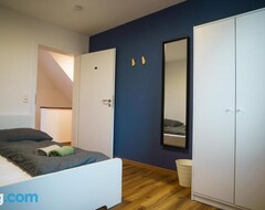 Cijela kuća/apartman Doppelzimmer 3 - Neu Renoviert, Kuche, Balkon, Bad (Dinkelsbuhl, Njemačka)