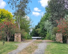 Koko talo/asunto Lovely Orangewood Country Home - Pool & Views (Bathurst, Australia)