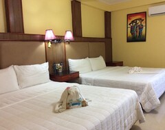 Khách sạn Hotel China Town (Caye Caulker, Belize)