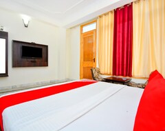 Hotel OYO 45681 Vivek Palace (Solan, Indija)