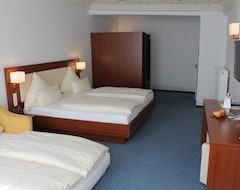 Khách sạn Stadt-Gut-Hotel Gasthof Goldener Adler (Schwäbisch Hall, Đức)