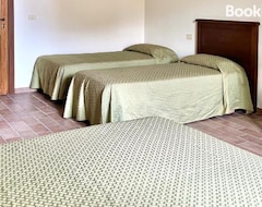 Khách sạn Biagetti Bedrooms (Assisi, Ý)
