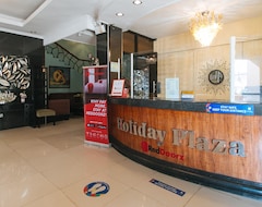 Hotelli Reddoorz Plus @ Holiday Plaza Tuguegarao City (Tuguegarao City, Filippiinit)