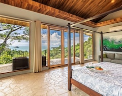 Hotelli Casa Mogambo | 3-Acre Ocean View Nature Estate | Manuel Antonio (Puntarenas, Costa Rica)