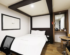 Hotel Praha (Suwon, Sydkorea)