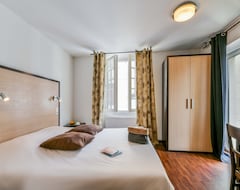 Hotelli Logis de France du Commerce (Navarrenx, Ranska)
