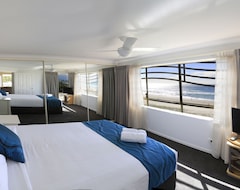 Hotelli Golden Riviera Beach Resort (Tugun, Australia)