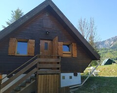 Toàn bộ căn nhà/căn hộ Chalet 50m² At The Foot Of Mont Aiguille, Vercors (Chichilianne, Pháp)