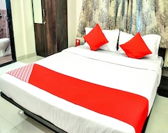 Hotel OYO 12042 Green Olives Apartments (Pune, Indija)