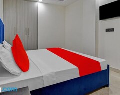 Khách sạn Oyo Flagship 81435 Hotel Sai Kripa Stay (Delhi, Ấn Độ)