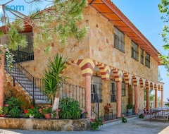 Cijela kuća/apartman Amazing Home In Dona Mencia With Outdoor Swimming Pool, Wifi And 7 Bedrooms (Doña Mencía, Španjolska)