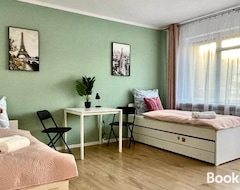 Hostel Beautiful rooms in Szczecin - parking Gratis (Szczecin, Polonya)