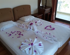 Khách sạn Hotel Cihanturk (Marmaris, Thổ Nhĩ Kỳ)
