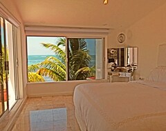 Beautiful Beach Front Villa In Cancun Hotel Zone (Cancun, Meksika)